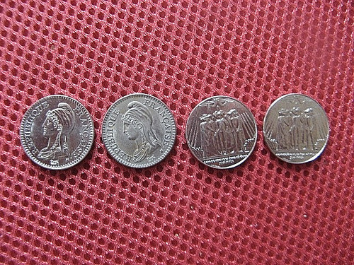 627 pieces 1 franc - "627.21",