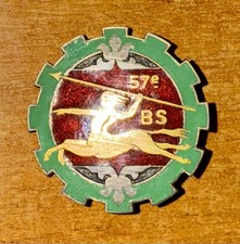 INSIGNE DE L’ARME DU TRAIN " 57éme BATAILLON DES SERVICES " 
