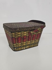 Boîte métal ancienne