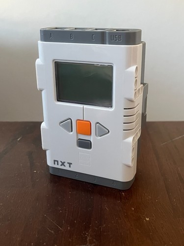Retired lego mindstorms nxt - lego,