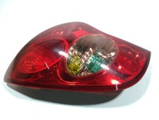 FEU ARRIERE GAUCHE 8360134100 SSANGYONG KORANDO 2 phase 1 (09/2010 06/2014)