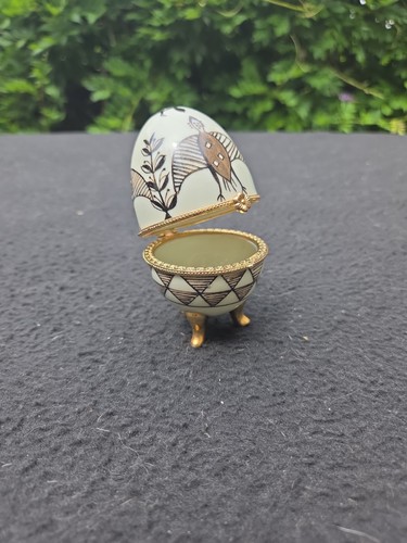 Oeuf porcelaine pilulier - oeuf,