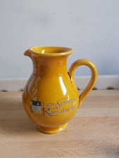 Pichet à vin en céramique