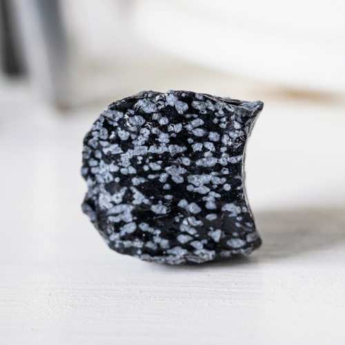 Obsidienne flocon neige - neige, ou