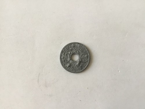 Piece centimes - piece,