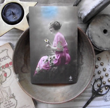 Carte Postale Ancienne jeune femme robe rose 1900 CPA Fantaisie