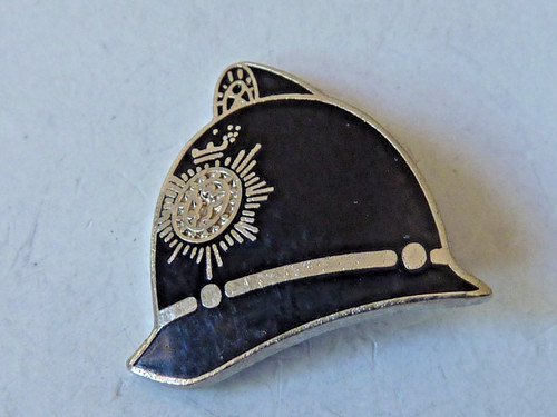 Pin pins badge - pin's, badge.