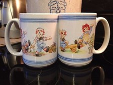 Vintage Raggedy Ann and Andy Oversize Mug Set of 2 Excellent Used Condition