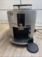KRUPS EA8108 Machine à Café