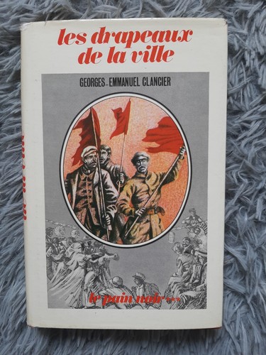 Les drapeaux ville - les,