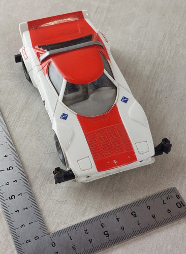 Ancienne voiture pour circuit