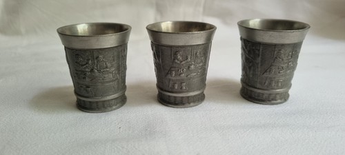 Trois petits verres - trois, en