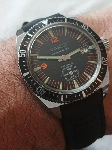 Belle montre plongée - belle, de