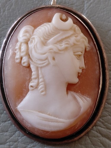 Pendentif déesse diane - pendentif,