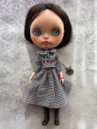 Custom blythe doll - doll, artist