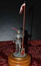 Figurine peinte Chevalier allemand armure ALMONDS 90mm no Pegaso-Andrea-Cimier