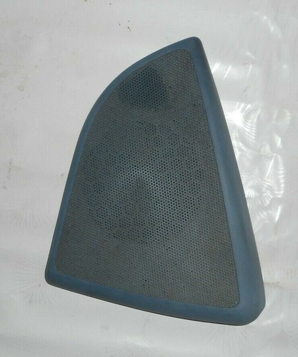 Grille haut parleur - , droit