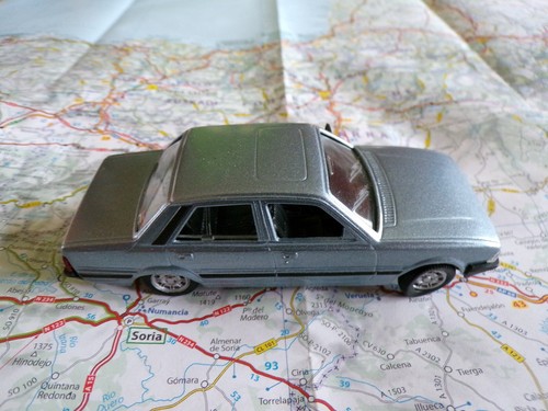 Peugeot 505 grise - 505,