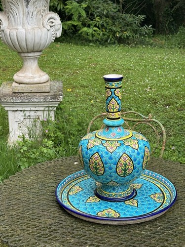 Carafe son plateau décor - et, .