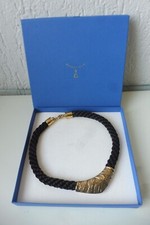 Belle Chaîne, Épaisse, Noire