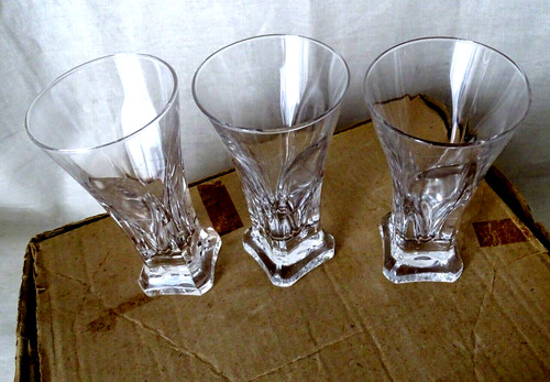 Lot superbes verres à - 12,