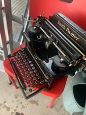 Machine à écrire Smith Premier