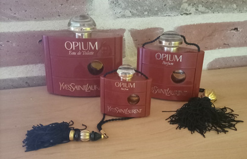 Trois flacons parfum - trois,