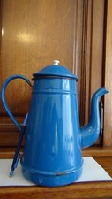 ANCIENNE CAFETIERE EN TOLE