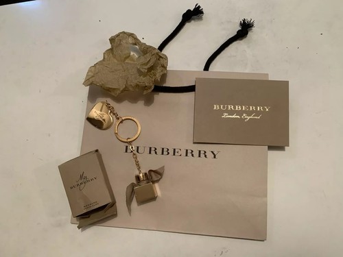 Porte clés breloque burberry - breloque,