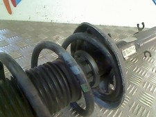 Amortisseur avant droit