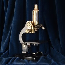 Microscope Ernst Leitz Wetzlar -Jules Peter Lyon Circa 1925 Décoration