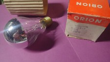 Ampoule ancienne à calotte et
