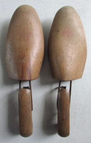 Paire anciens embauchoirs en - paire, d'anciens