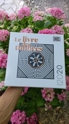 Livre des timbres 2020 - le,
