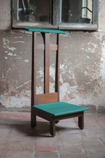 Chaise prie Dieu Stella, chaise bois et simili cuir vert , chaise religieuse