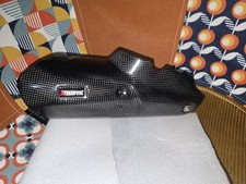 Cache Carbone Akrapovic