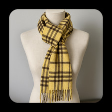 #854 Écharpe Burberry –