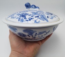 Ancienne soupière en faïence