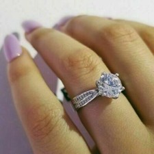 Bague de fiançailles en or