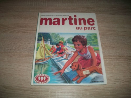 Livre martine au parc - au,