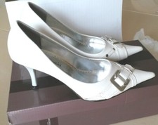Escarpins   "Straboski" - pointure 36 -  en CUIR couleur BLANCHE