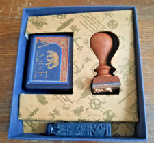 COFFRET TAMPON AVEC LA LETTRE "S" ENCREUR DORE ET BATON DE CIRE MARQUE ALADINE
