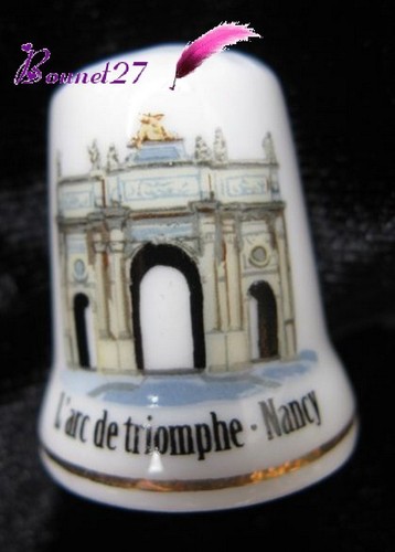 Dé coudre thimble monument - thimble,