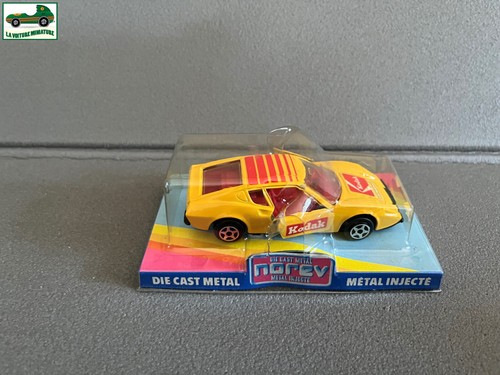 Ancienne voiture miniature - ancienne,