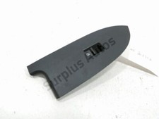 COMMANDE LEVE-VITRE AVANT