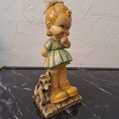 Statue fillette année - année, 50