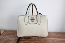 Neuf  : SAC à Main / Épaule