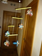 mobile bébé en bois et