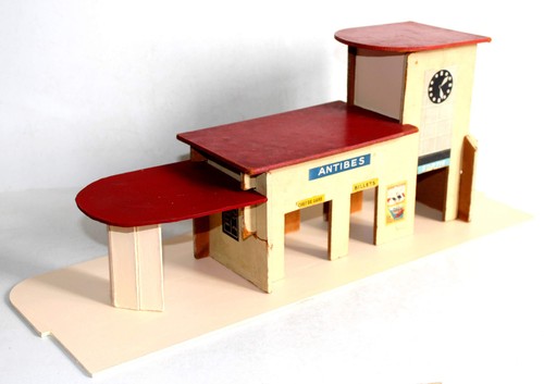 Hornby n 14 maquette - 1/43, n°14