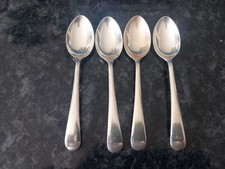 Ensemble de 4 cuillères à